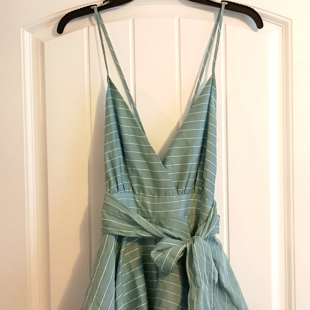 Balance Ruffle Romper - Picture 2 of 6